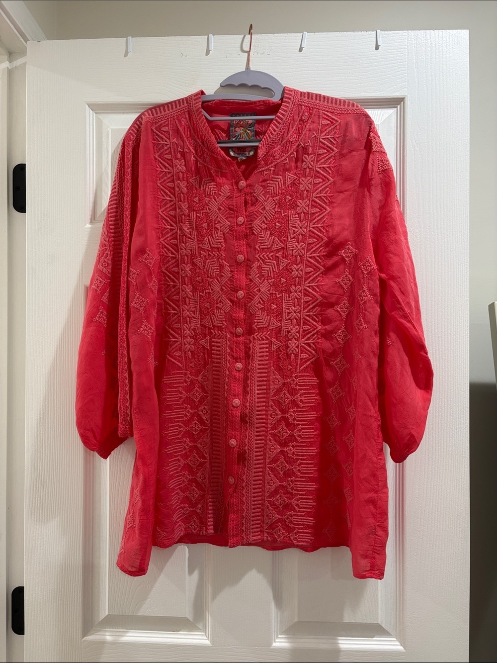 Johnny Was Women’s Size Medium Embroidered Rami Tunic Cupro Rayon Pink Boho